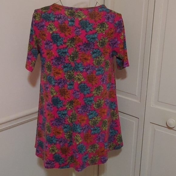 LULAROE Top - Picture 2 of 5